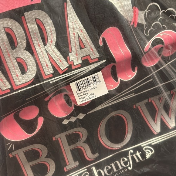 Benefit Cosmetics tote bag Reusable Oversized Canvas with Graphic Prints NWT - Picture 2 of 2